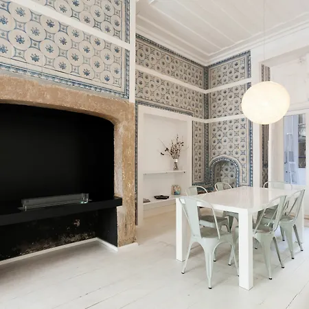 Baixa Tile Blue By Lu Holidays Apartment